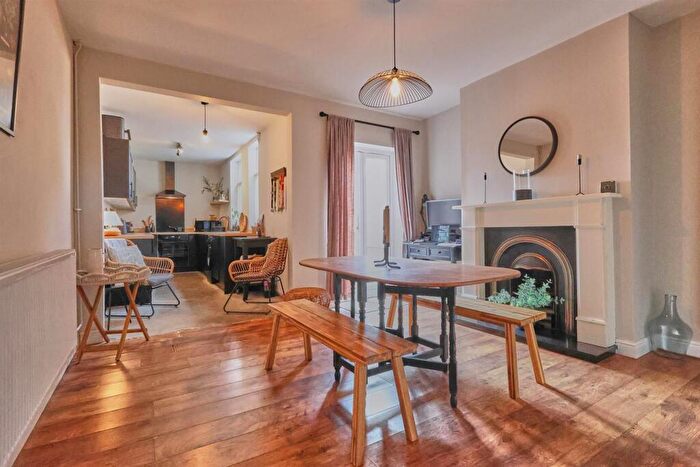 3 Bedroom Terraced House For Sale In Station Road, Earl Shilton, Leicester, LE9