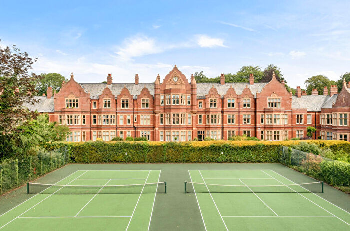 1 Bedroom Apartment For Sale In Hawthorn Road, Charlton Down, Dorchester, Dorset, DT2
