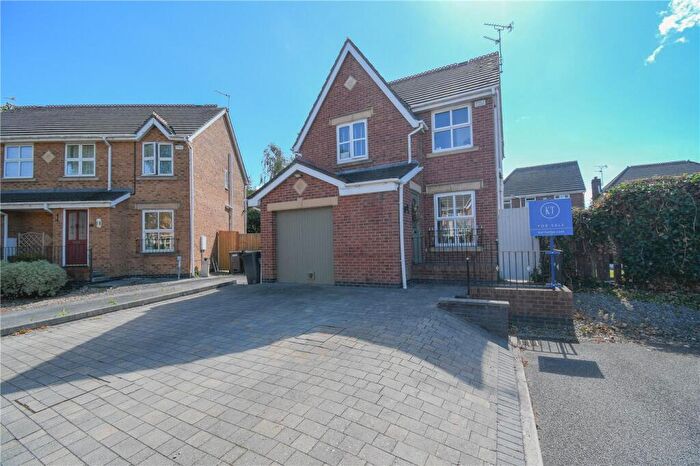 3 Bedroom Detached House For Sale In Willow Moss Close, Moreton, Wirral, CH46
