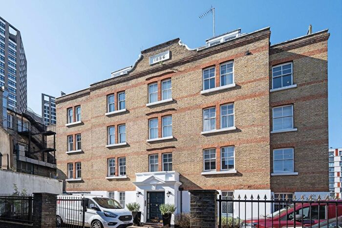 1 Bedroom Flat To Rent In Gunthorpe Street, Aldgate, London, E1