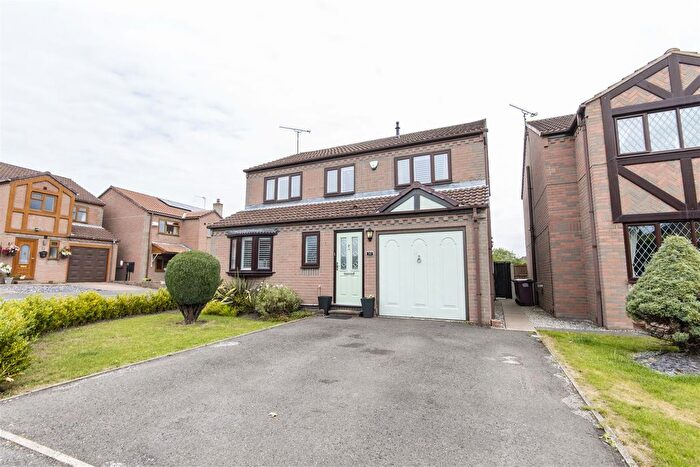 4 Bedroom Detached House For Sale In Elton Close, North Wingfield, Chesterfield, S42