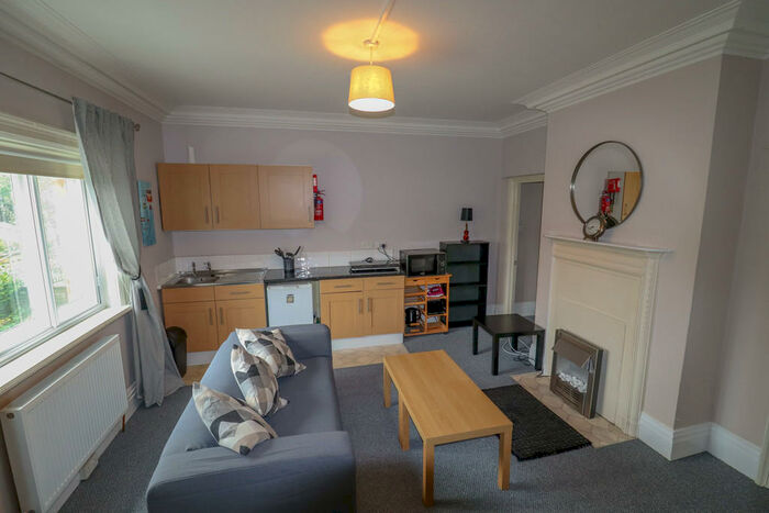 1 Bedroom Flat To Rent In The Avenue, Newmarket, CB8