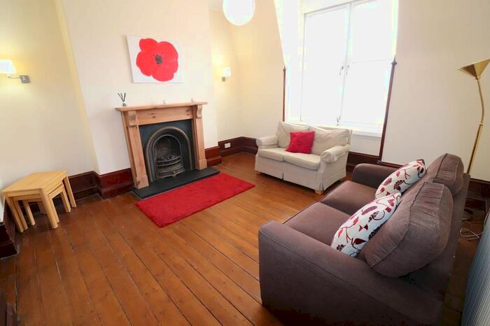 2 Bedroom Flat To Rent In Union Grove, Top Left, AB10