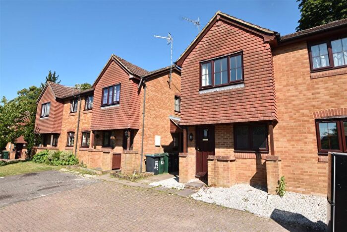 1 Bedroom Maisonette For Sale In Tylersfield, Abbots Langley, WD5