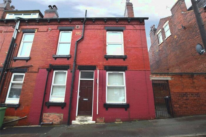 3 Bedroom Terraced House To Rent In Moorfield Grove, Armley, Leeds LS12