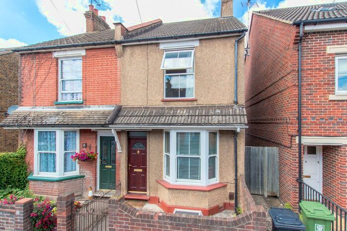 3 Bedroom Semi-Detached House To Rent In Holywell Road, Watford, WD18