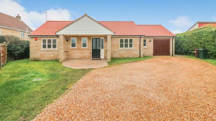 3 Bedroom Detached Bungalow For Sale In Common Road, Thorpe Salvin, Worksop, S80