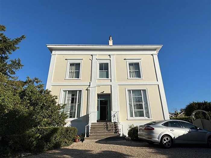 2 Bedroom Flat To Rent In Warden Hill Road, Cheltenham, GL51