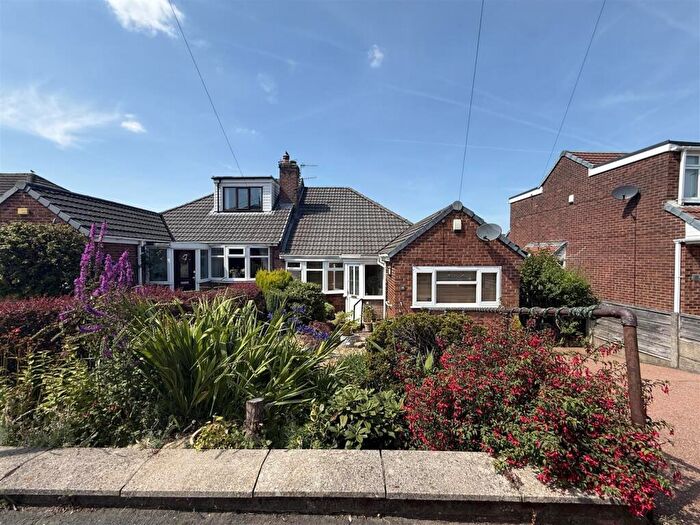 2 Bedroom Semi-Detached Bungalow For Sale In Queensway, Mossley, Ashton-Under-Lyne, OL5