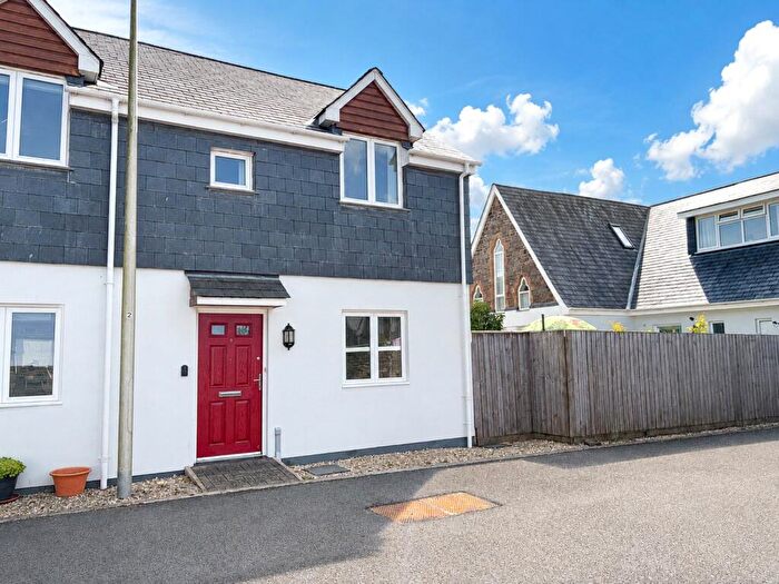 2 Bedroom End Of Terrace House For Sale In Bluecoat Villas, Torrington, Devon, EX38
