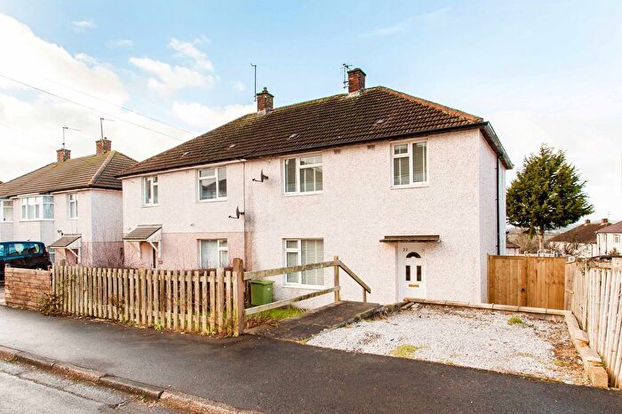 3 Bedroom Semi Detached House For Sale In Willow Drive, Mastin Moor, S43