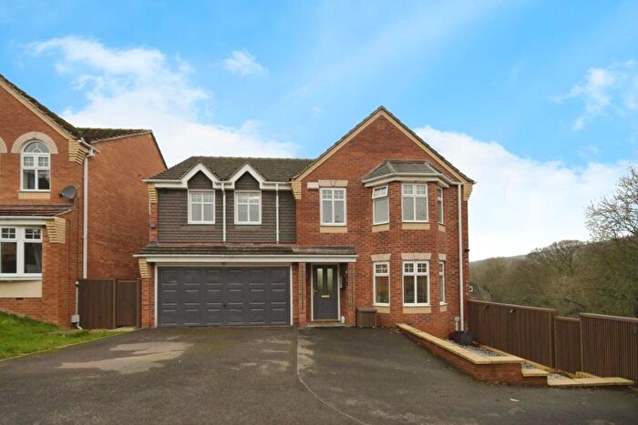 5 Bedroom Detached House For Sale In Northwood Drive, Wadsley Park Village, S6