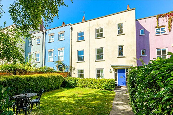 2 Bedroom Apartment To Rent In Kingsdown Parade, Kingsdown, Bristol, BS6