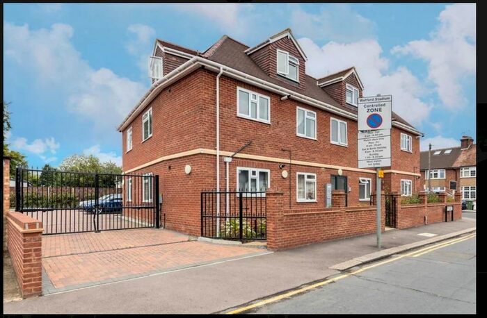 2 Bedroom Flat To Rent In Whippendell Road, Watford WD18