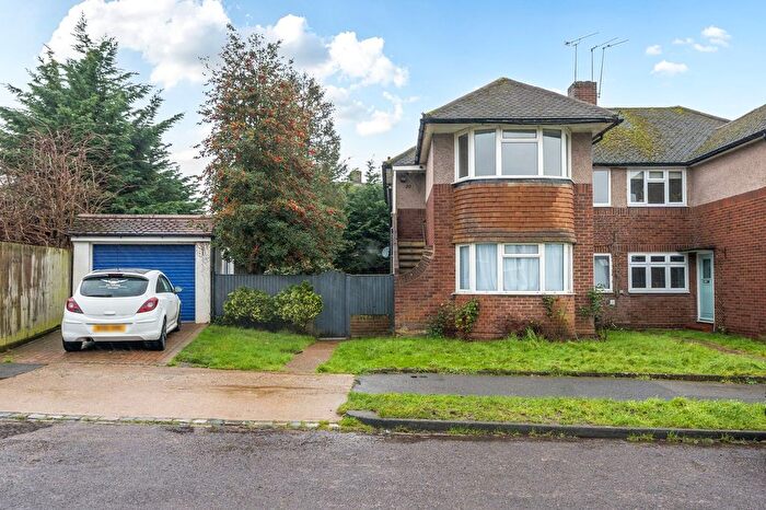 2 Bedroom Property For Sale In Stamford Green Road, Epsom, KT18