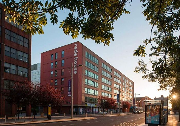 1 Bedroom Flat For Sale In Flat Rede House, - Corporation Road, Middlesbrough, Cleveland, TS1