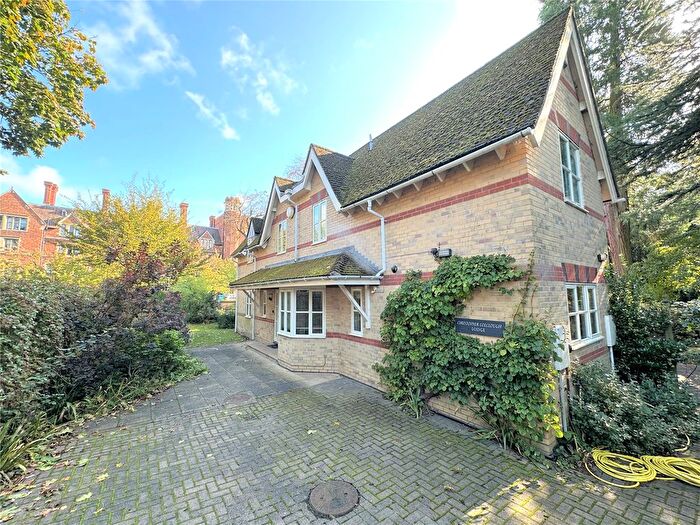 4 Bedroom Detached House To Rent In Grange Road, Cambridge, Cambridgeshire, CB3