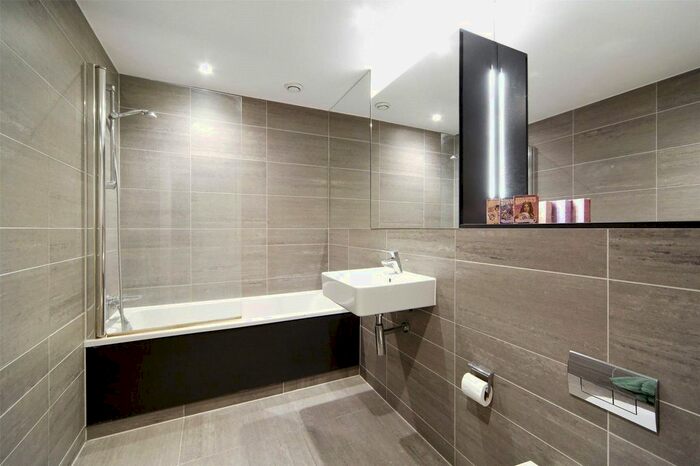 2 Bedroom Flat To Rent In Conington Road, London, SE13