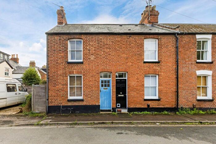 2 Bedroom End Of Terrace House For Sale In Swan Street, Osney Island, OX2
