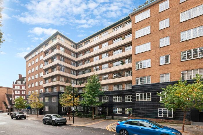 2 Bedroom Flat To Rent In Winchester Court, Vicarage Gate, W8