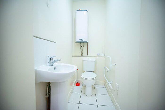 1 Bedroom Flat To Rent In Land Of Green Ginger, Hull, HU1