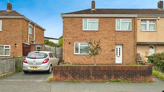 3 Bedroom Semi-Detached House For Sale In Gill Avenue, Oldbury Court, Bristol, BS16