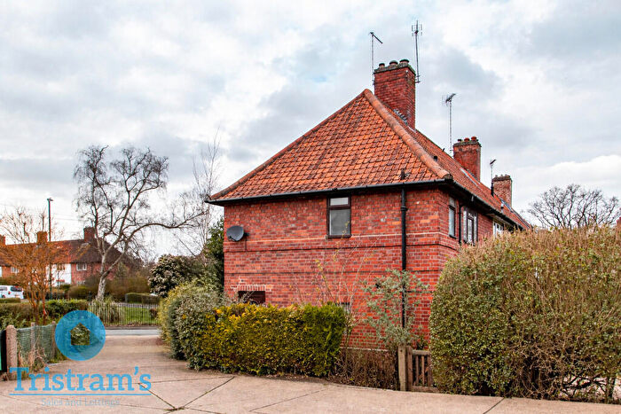 2 Bedroom Semi Detached House To Rent In Bosley Square, Beeston, NG9