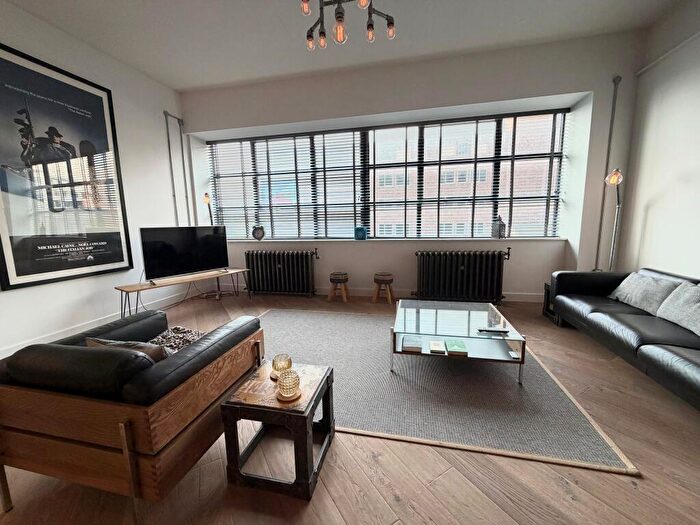 2 Bedroom Flat To Rent In Concord House, Birmingham, B1