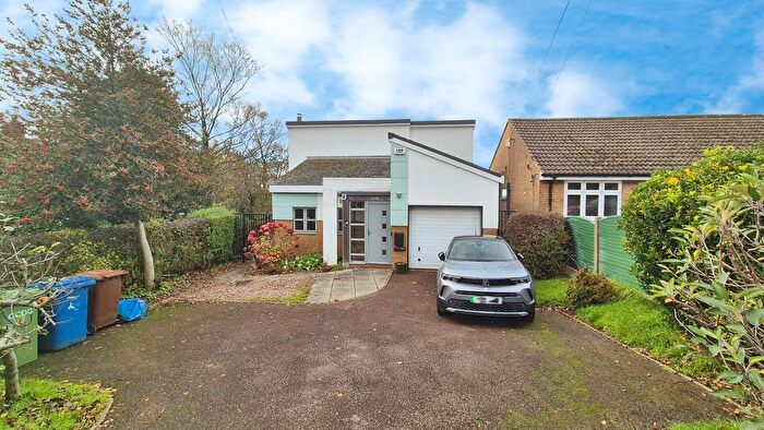 3 Bedroom Detached House To Rent In Hayfield Hill, Rugeley, WS15
