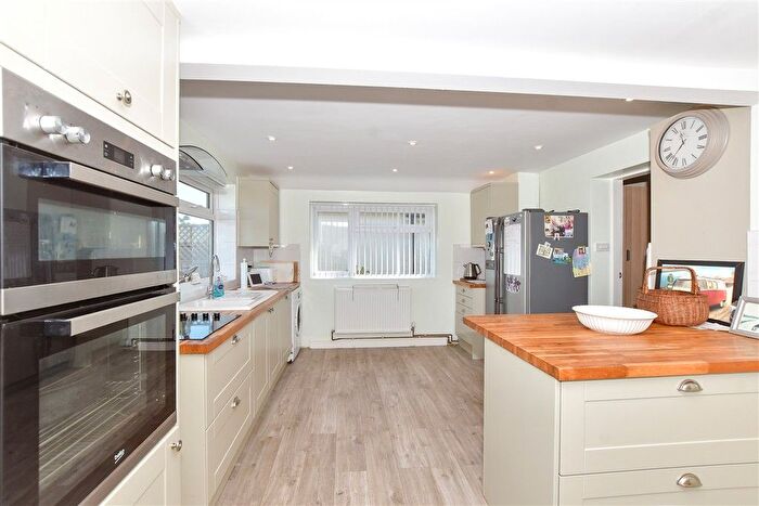 3 Bedroom Detached Bungalow For Sale In Seaview Road, Greatstone, Kent, TN28