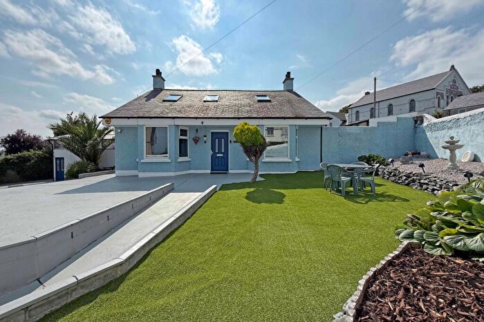 5 Bedroom Detached House For Sale In Mount Pleasant, Holyhead, Isle Of Anglesey, LL65