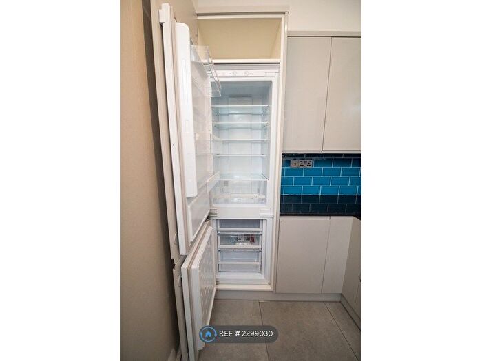 2 Bedroom Flat To Rent In Anson Road, London, N7