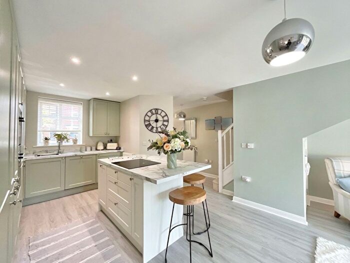 3 Bedroom End Terrace House For Sale In Stargrass Close, Stapeley, CW5