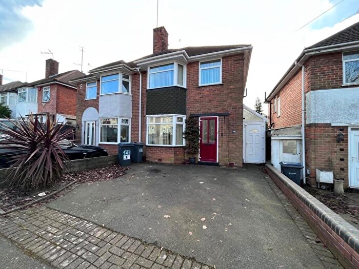 3 Bedroom Semi Detached House To Rent In Quinton Lane, Quinton, Birmingham, B32