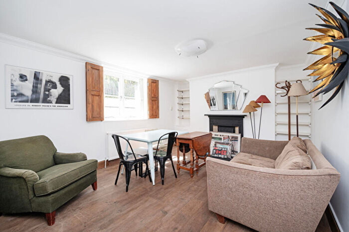 2 Bedroom Flat To Rent In Hackney Road, , Bethnal Green, London, E2