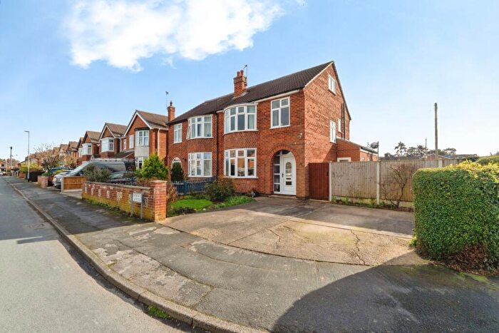 3 Bedroom Semi-Detached House For Sale In Grange Avenue, Ruddington, Nottingham, Nottinghamshire, NG11