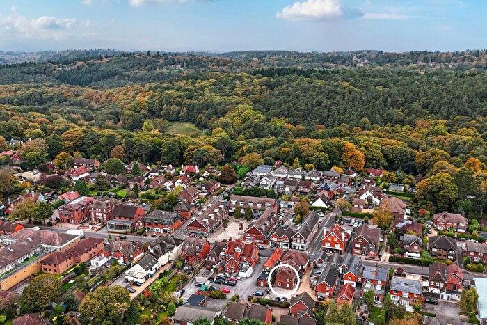 1 Bedroom Flat For Sale In Grayshott, Hindhead, Hampshire, GU26