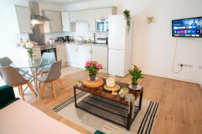 2 Bedroom Flat To Rent In Surrey Road, Cliftonville, Margate, Kent, CT9