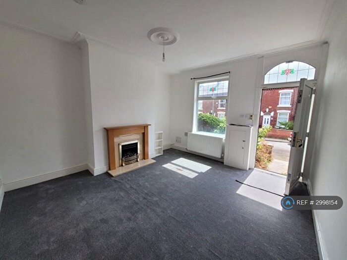 2 Bedroom Terraced House To Rent In Chadwick St, Ashton-Under-Lyne, OL6