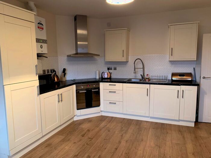 2 Bedroom Flat To Rent In Ednam Road, Dudley, DY1