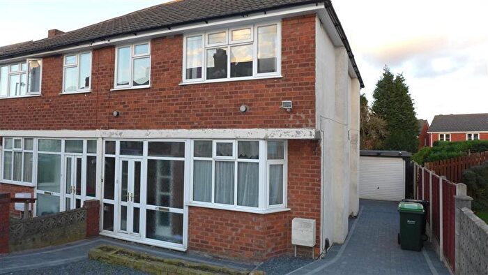 3 Bedroom House To Rent In Church Street, Tipton, DY4