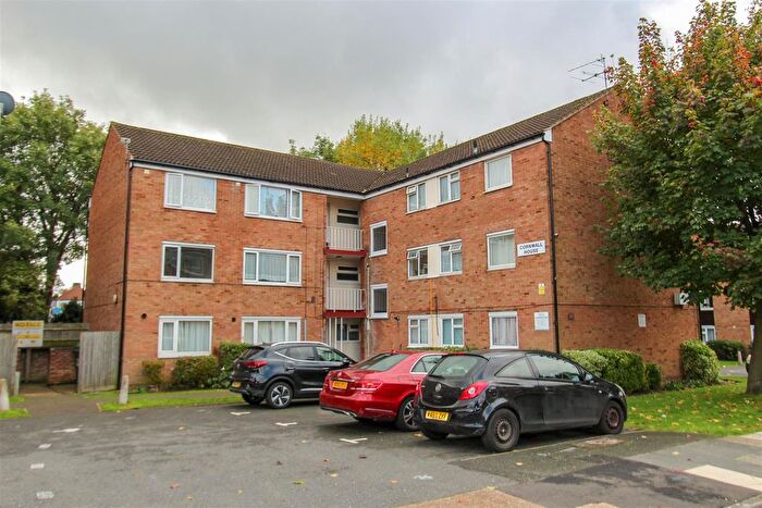 2 Bedroom Flat To Rent In Cornwall House, The Farmlands, Northolt, UB5