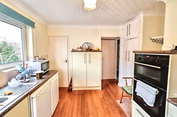2 Bedroom Detached Bungalow For Sale In Rectory Road, Wivenhoe, Colchester, CO7