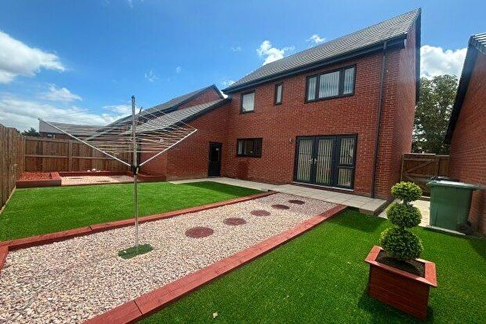 3 Bedroom Property To Rent In Nursery Gardens, Exeter, EX1