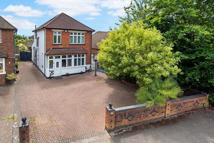 3 Bedroom Detached House For Sale In Woolwich Road, Upper Belvedere, DA17