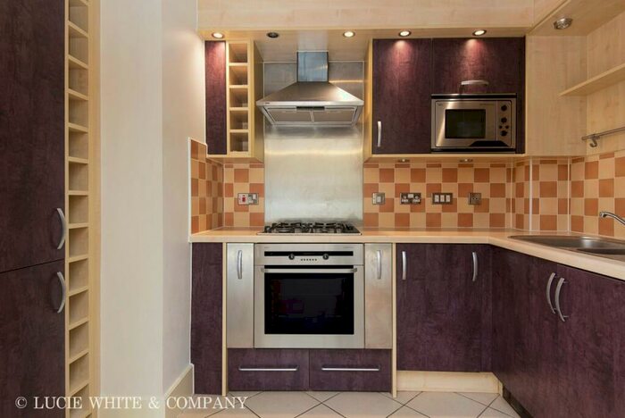 1 Bedroom Apartment To Rent In Garricks House, Kingston Upon Thames, KT1