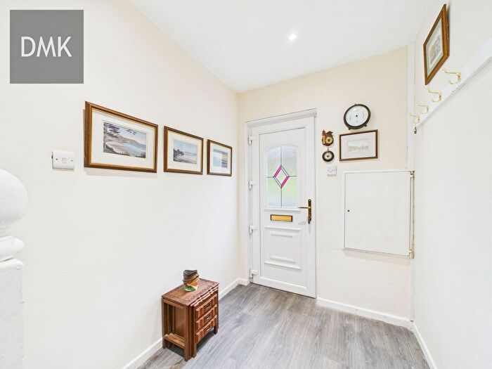 2 Bedroom Maisonette For Sale In Duffryn Road, Maesteg, CF34