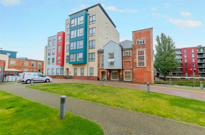 2 Bedroom Flat To Rent In Paper Mill Yard, Norwich, NR1