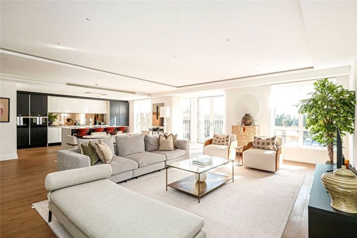3 Bedroom Flat For Sale In Bayswater Road, Notting Hill, London, W2