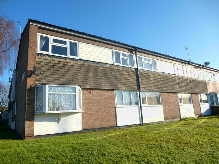 3 Bedroom Flat To Rent In Chelmsley Road, Chelmsley Wood, Birmingham, B37